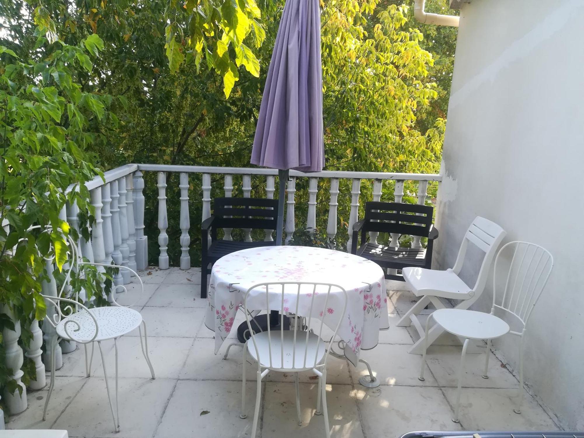 Au Pays Du Ventoux Bed & Breakfast Le Thor Exterior photo